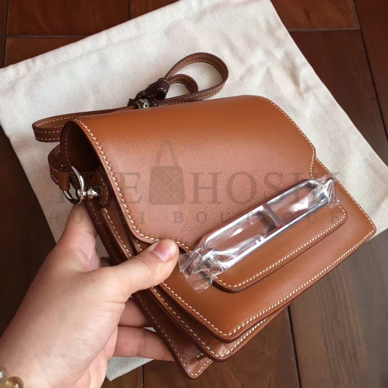 H**me5 Mini Sac Roulis Bag In Caramel Swift Leather Master Quality