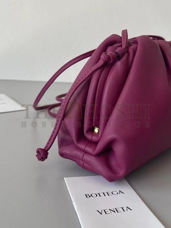 B0tt*ga Ven*ta Mini Pouch In Cinnabar Calfskin Master Quality