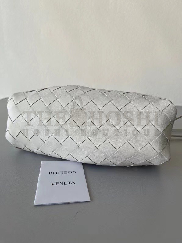 B0tt*ga Ven*ta Mini Pouch In White Intrecciato Lambskin Master Quality