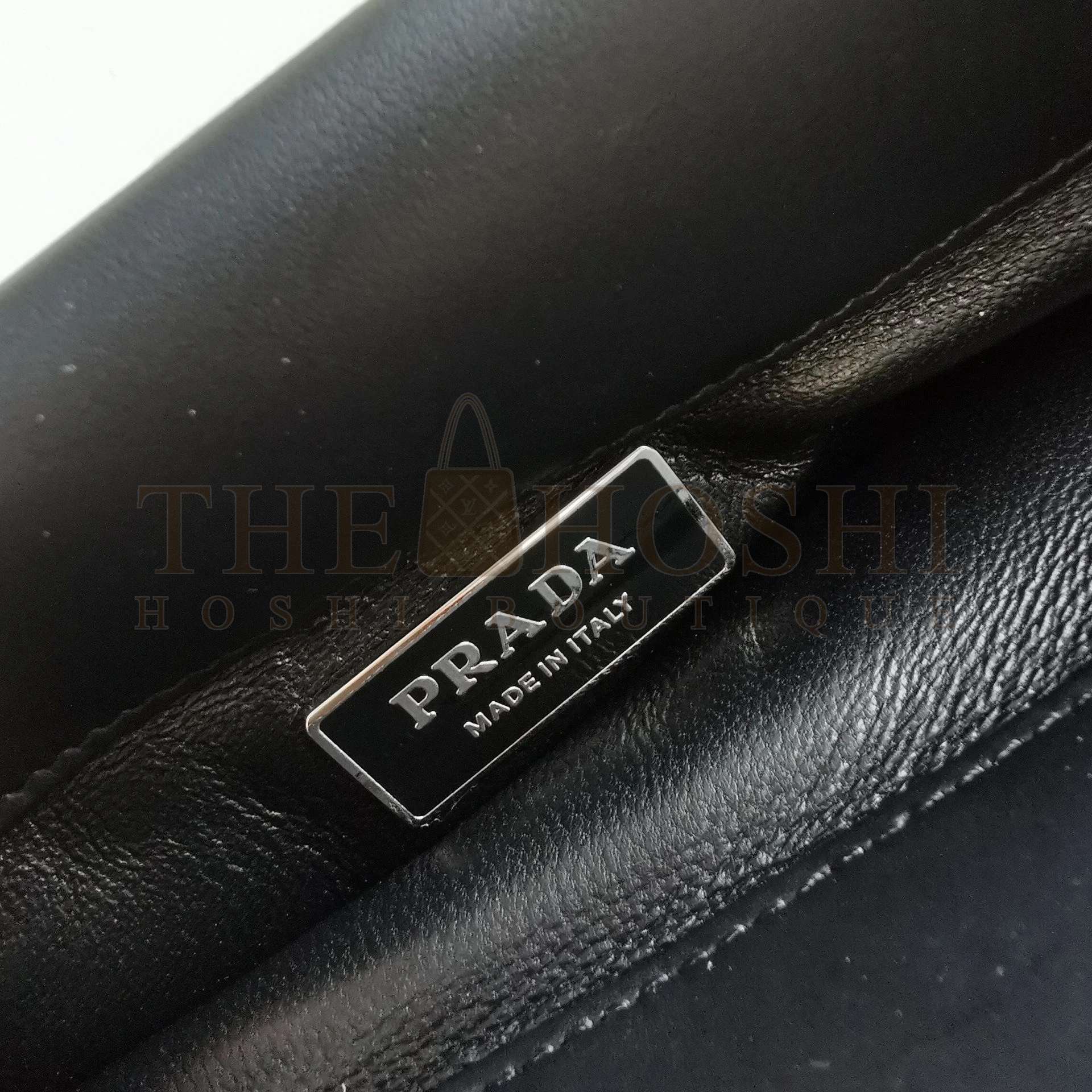 Pra*a S*pernova Small Shoulder Bag In Black Calfskin Master Quality