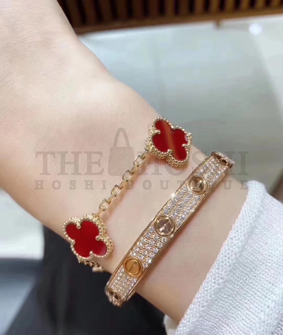 V*n Cl**f&Arpels Agate Clover Bracelet, Vintage Alhambra bracelet, 5 motifs Master Quality