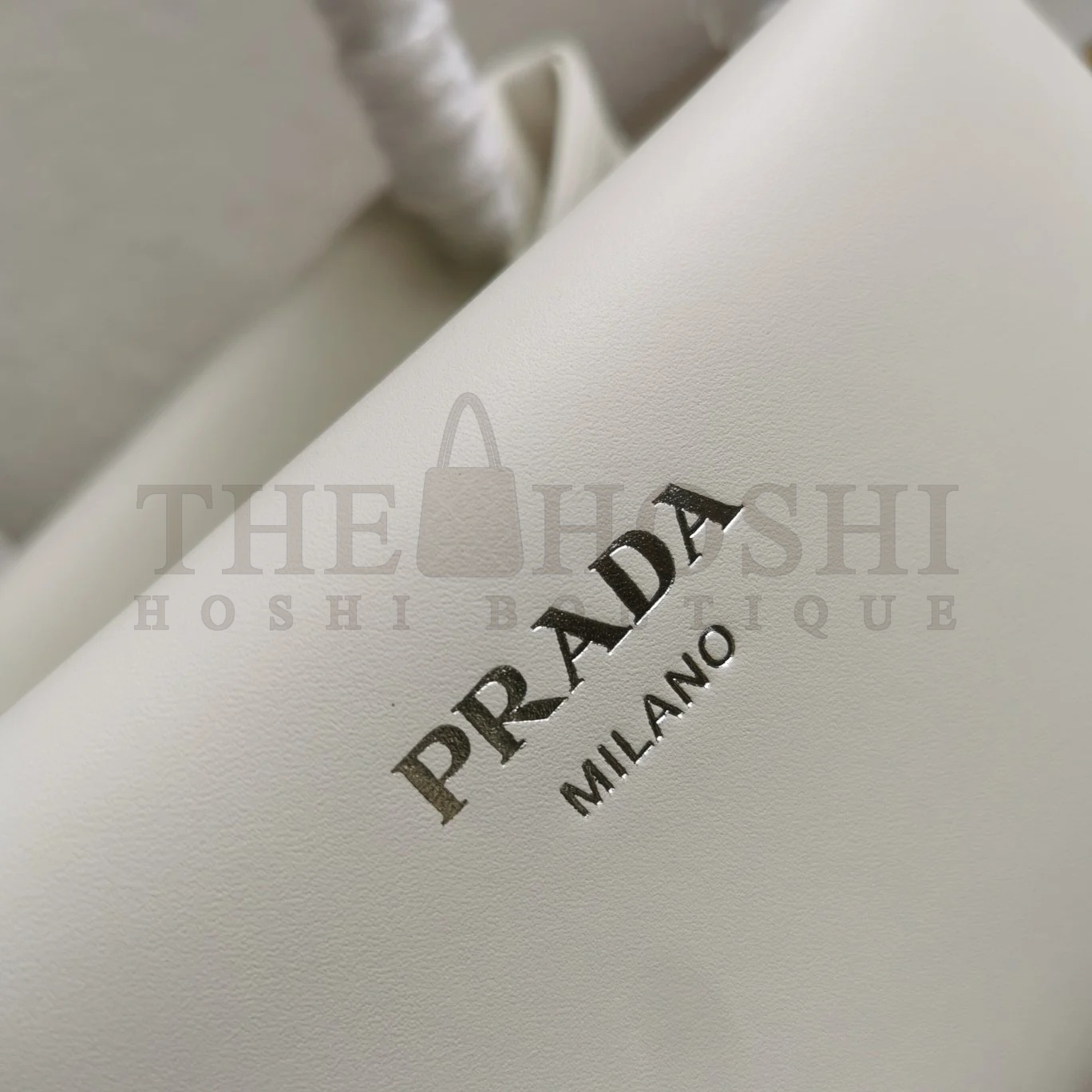 Pra*a S*pernova Small Shoulder Bag In White Calfskin Master Quality