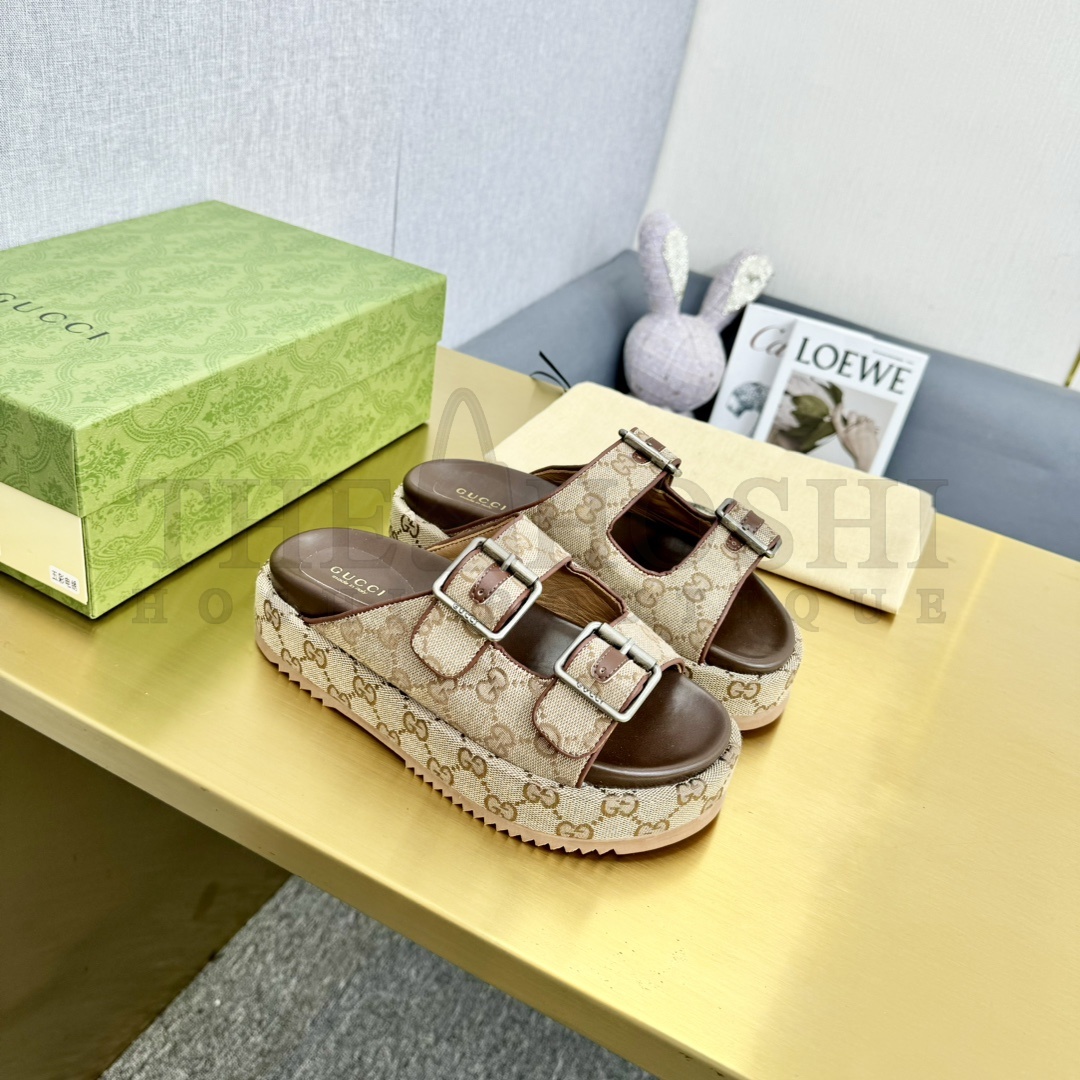 Gvc*1 sandals Master Quality