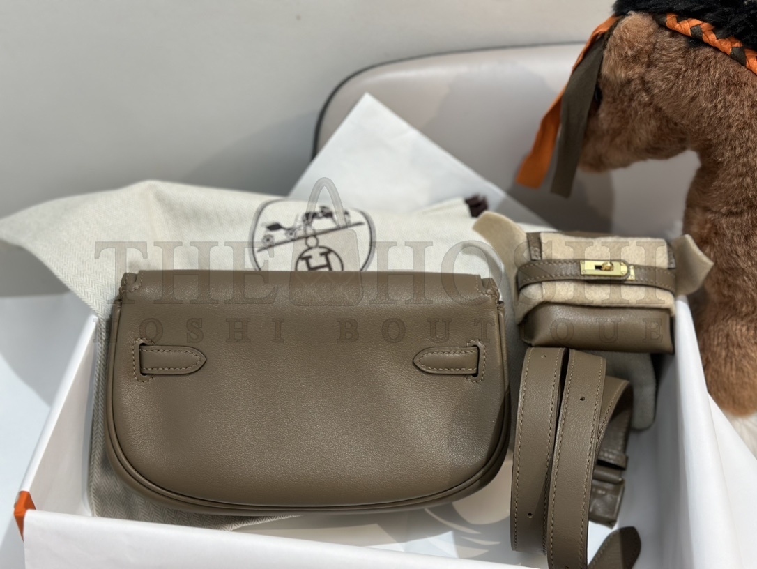 H**me5 Kelly Moove 18 Bag Gold Buckle Taupe Leather Detachable Strap Master Quality