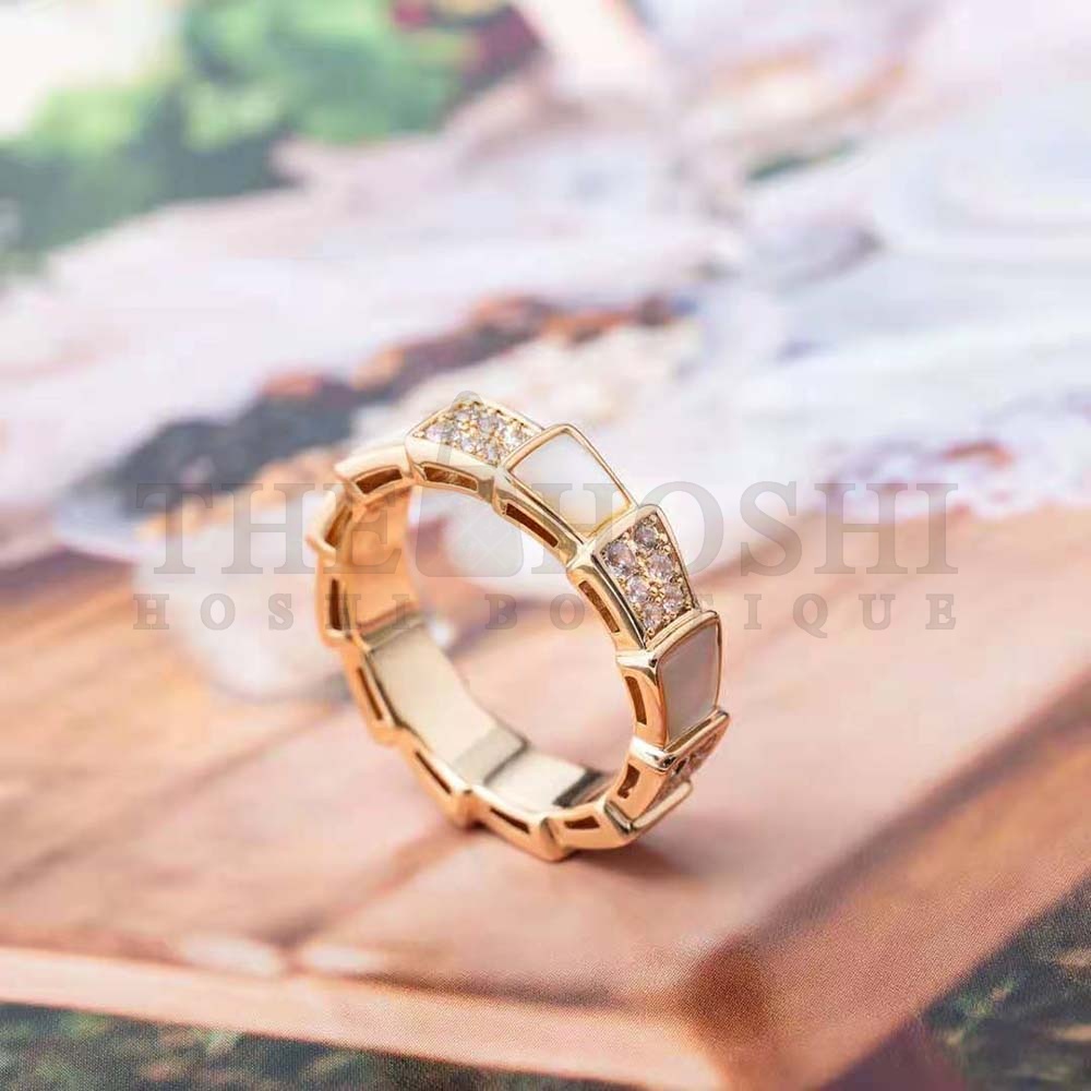 Bv1g*ai Women Serpenti Viper Band Ring in 18 KT Rose Gold-White Master Quality