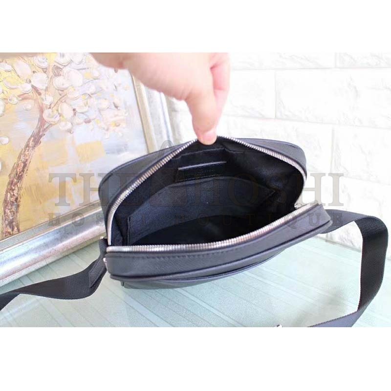 L0vis Vvtt0n LV Men Alex Messenger BB Taiga Cowhide Leather Master Quality