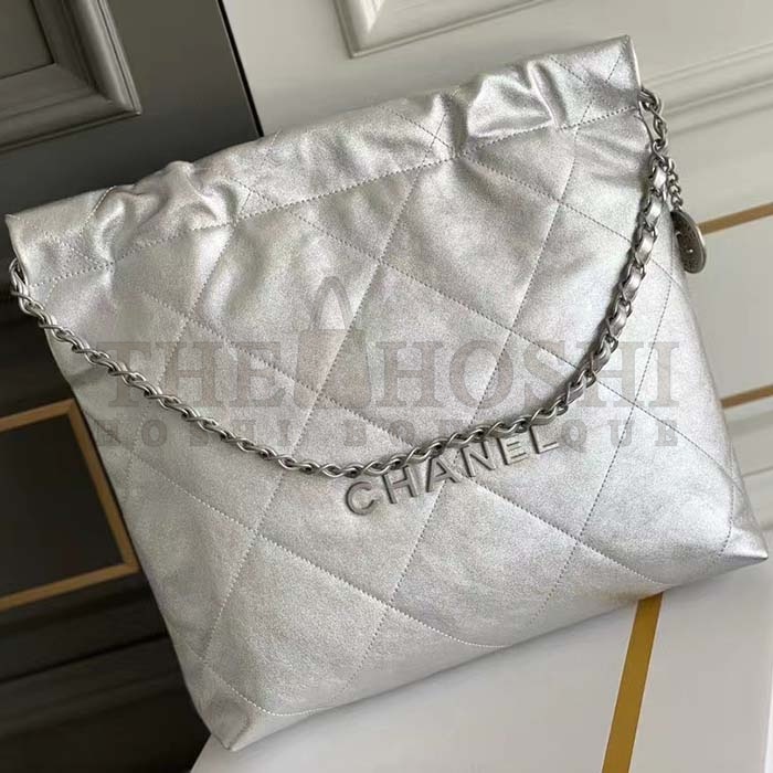 Ch**el Women CC 22 Handbag Metallic Calfskin Silver-Tone Metal Silver Master Quality