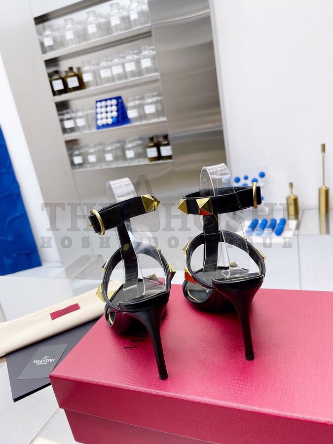 Va1e*ntin0 Roman Stud Sandals 100mm In Black Calfskin Master Quality