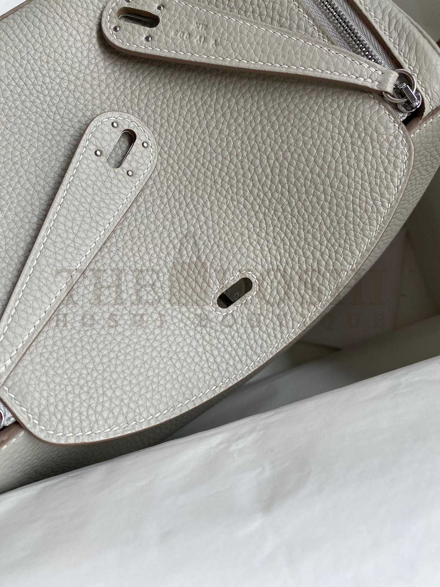 H**me5 Lindy 26 Handmade Bag In Pearl Grey Clemence Leather Master Quality