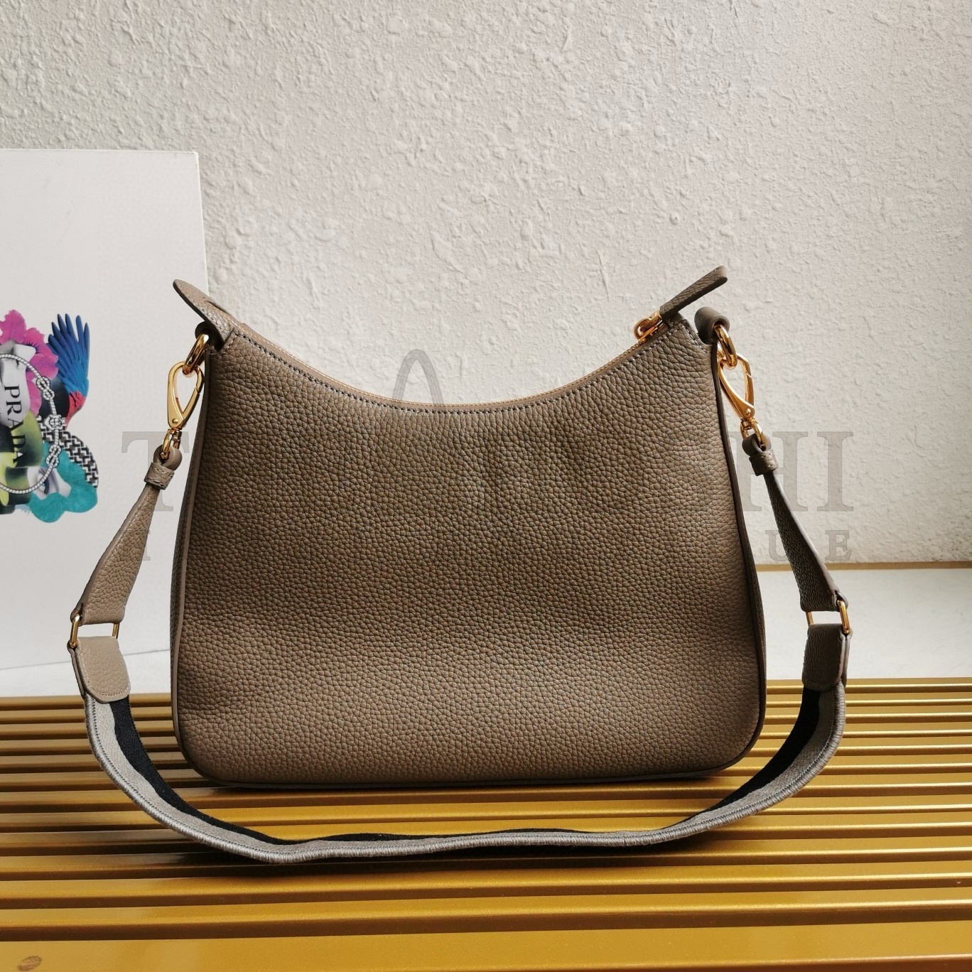 Pra*a Shoulder Bag in Grey Grained Leather Master Quality