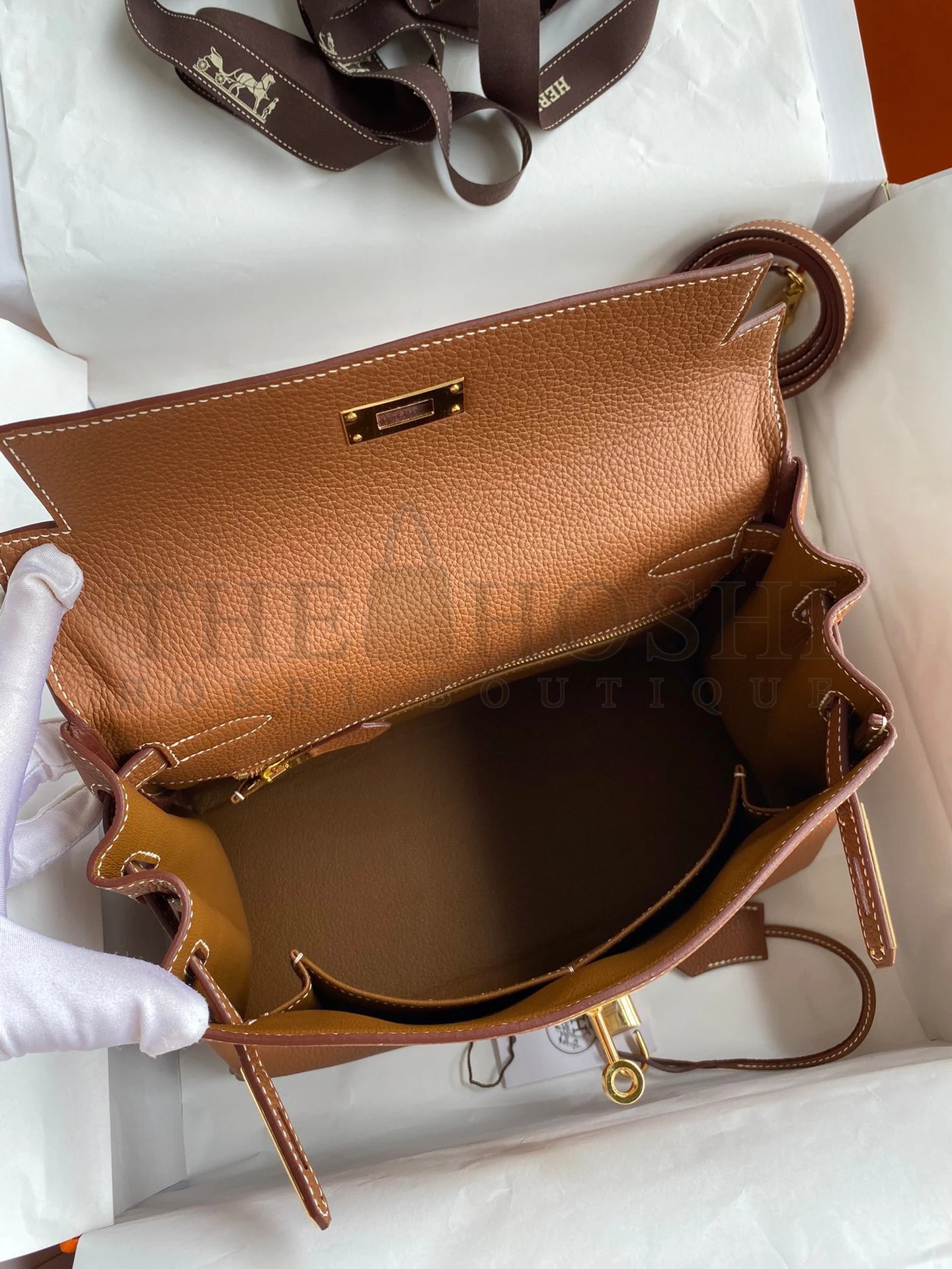 H**me5 Kelly Retourne 28 Handmade Bag In Gold Clemence Leather Master Quality