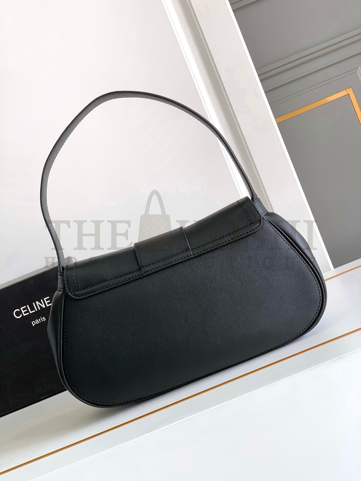 Ce1i*e Medium Polly Shoulder Bag in Black Calfskin Master Quality