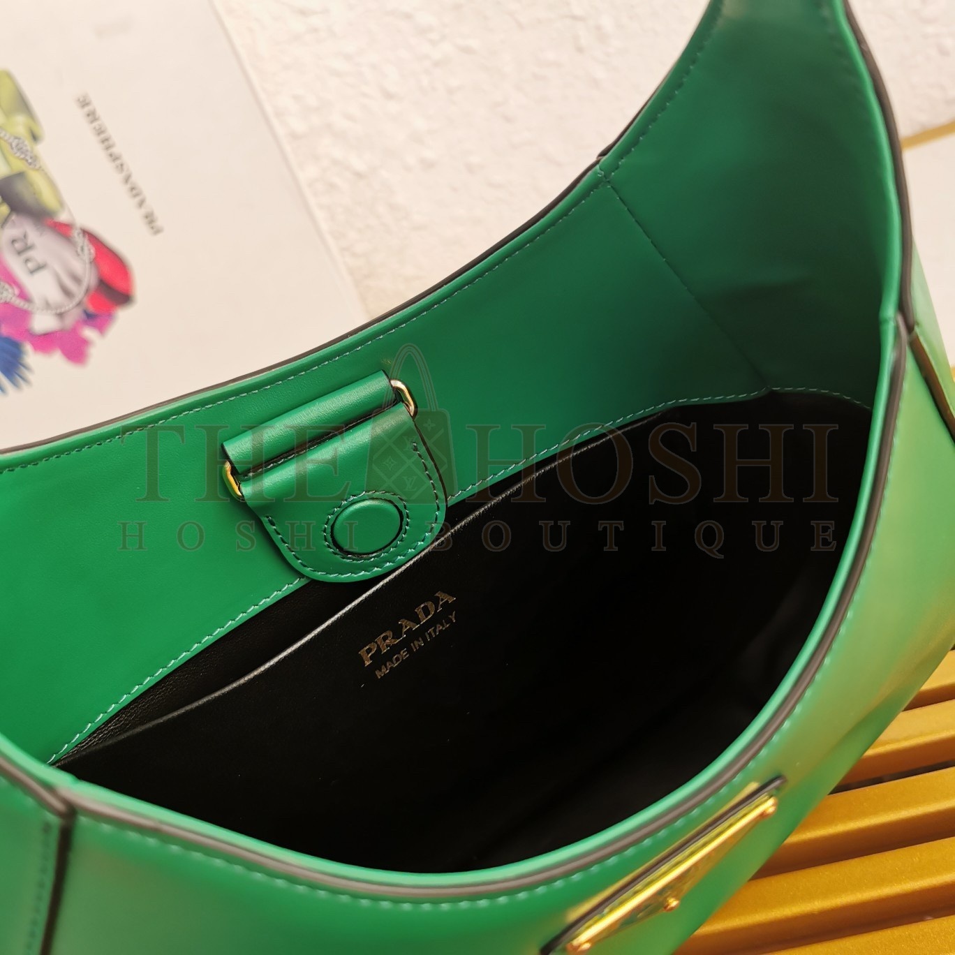 Pra*a Shoulder Bag in Green Leather Master Quality