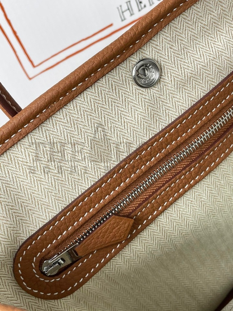 H**me5 Garden Party Bags Master Quality