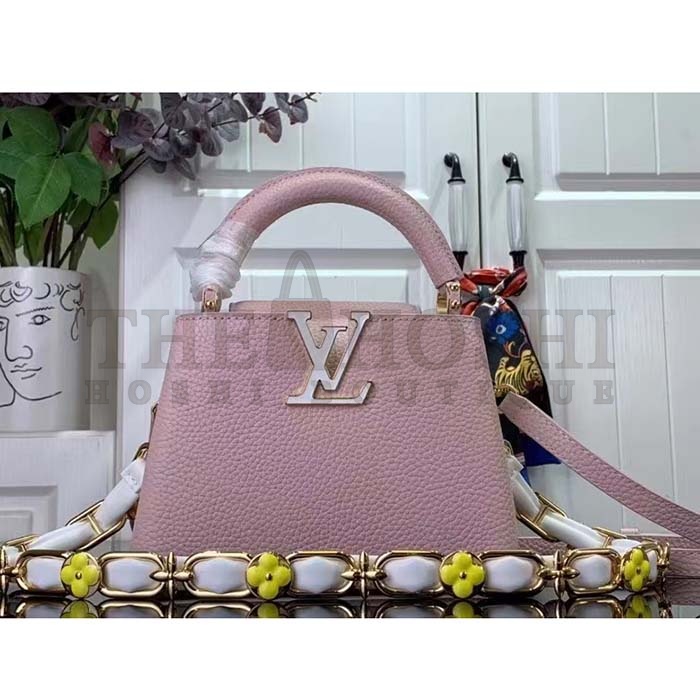 L0vis Vvtt0n LV Women Capucines Mini Handbag Jasmine Pink Taurillon Leather Master Quality