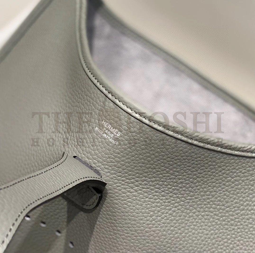 H**me5 Evelyne III 29 Bag in Gris Meyer Clemence Leather Master Quality