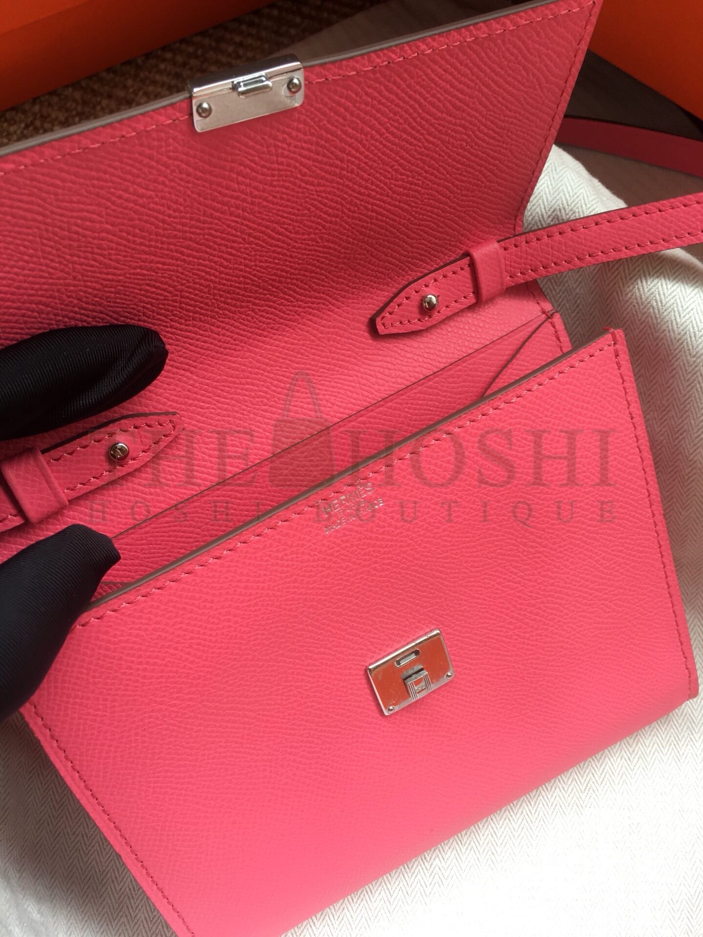 H**me5 Rose Lipstick Clic 16 Wallet With Strap Master Quality