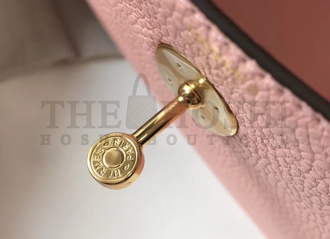 H**me5 Lindy 30cm Bag In Pink Clemence Leather Master Quality