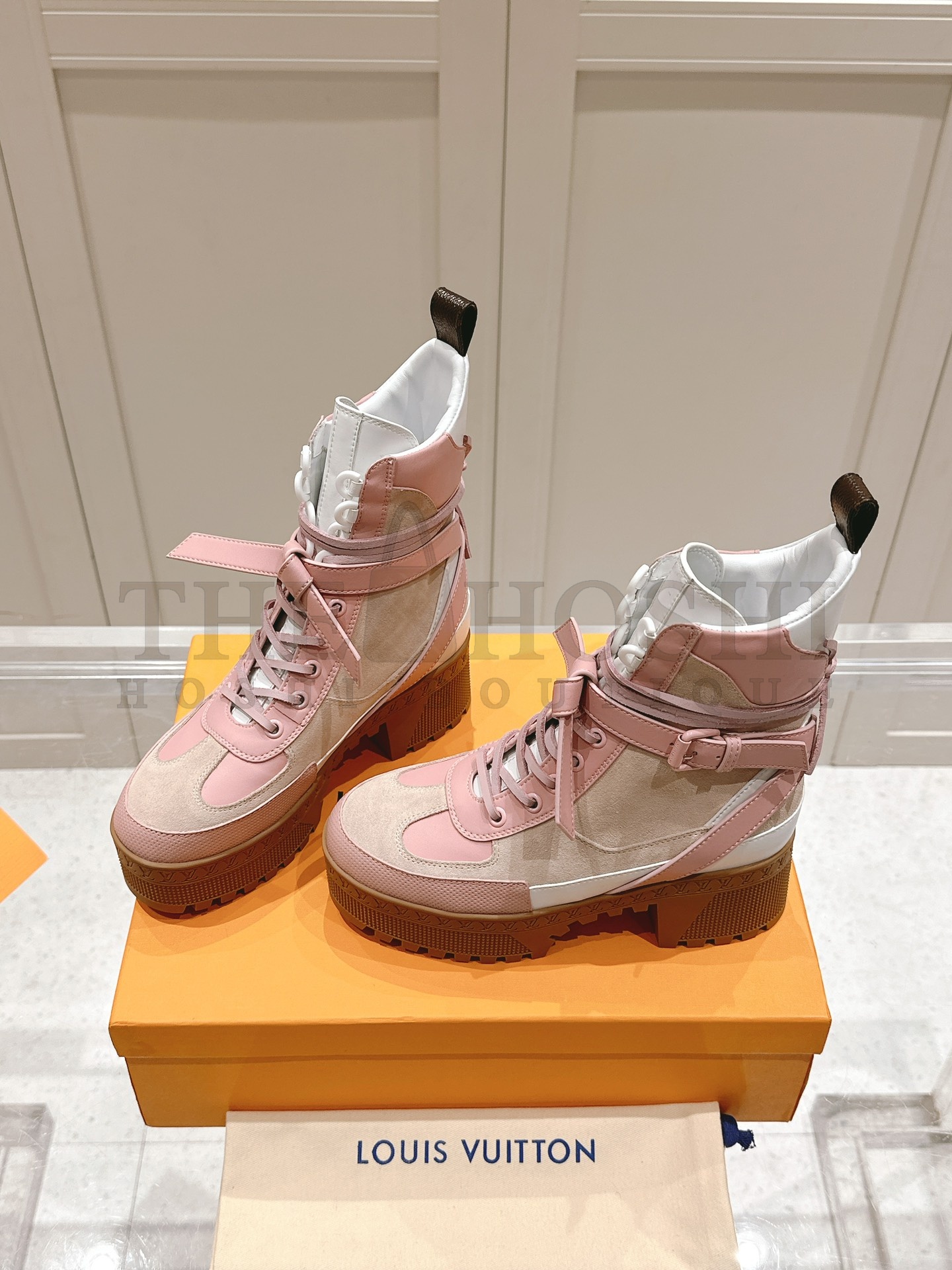 LV boots Master Quality