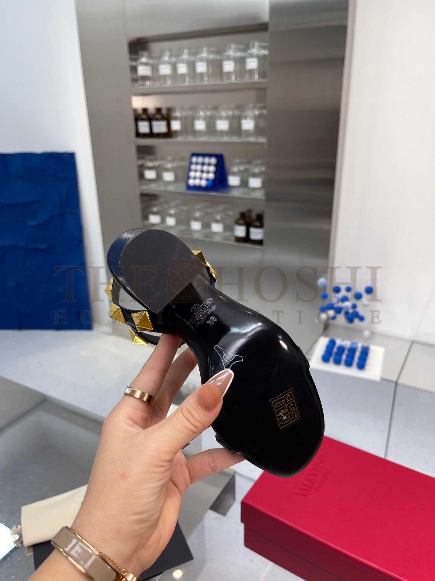 Va1e*ntin0 Roman Stud Sandals 90mm In Black Calfskin Master Quality