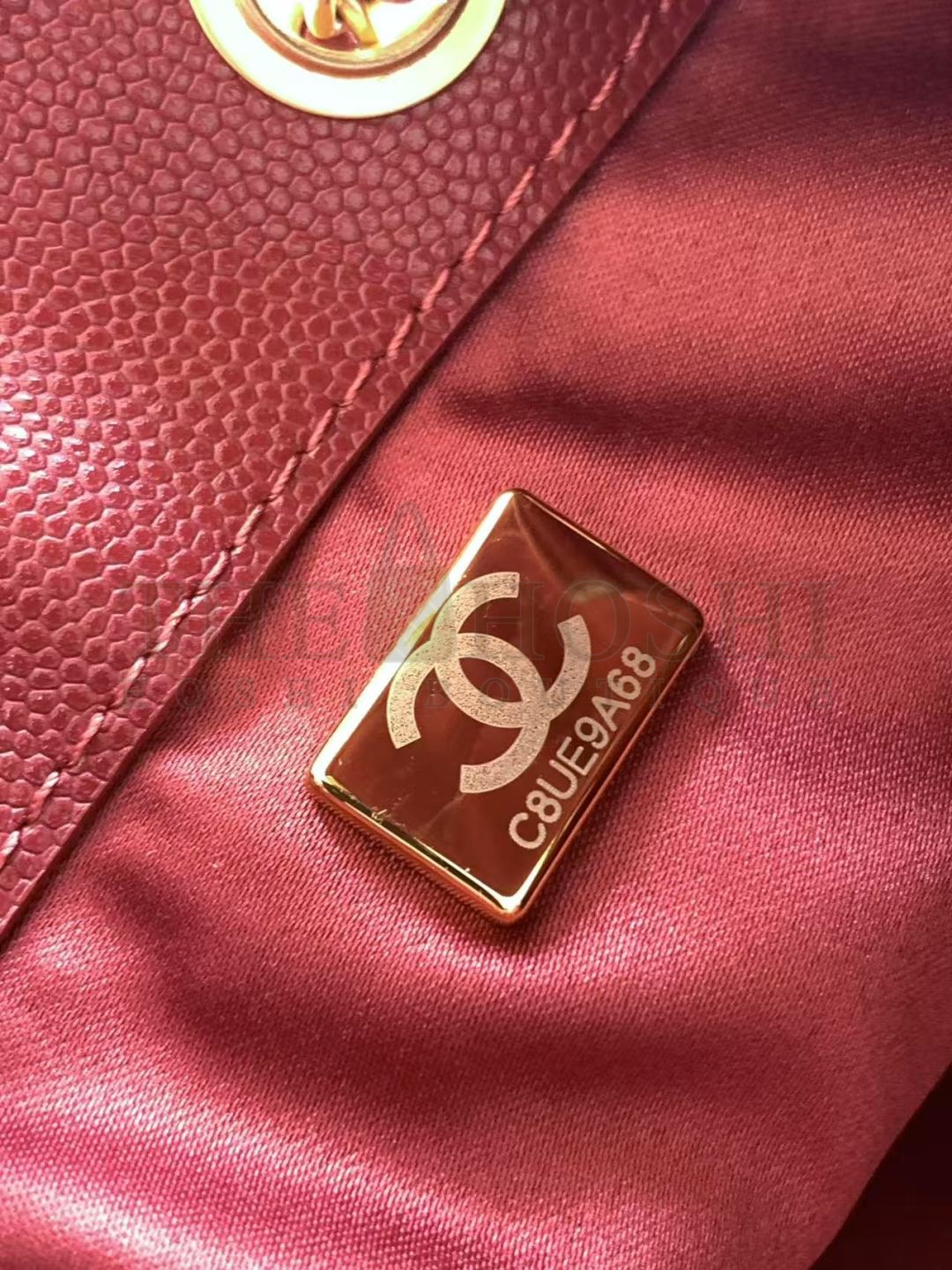 Ch**el 25C AS5293 Hobo Drawstring Bag Red Caviar Leather with Gold Chain 30x26x14cm Master Quality