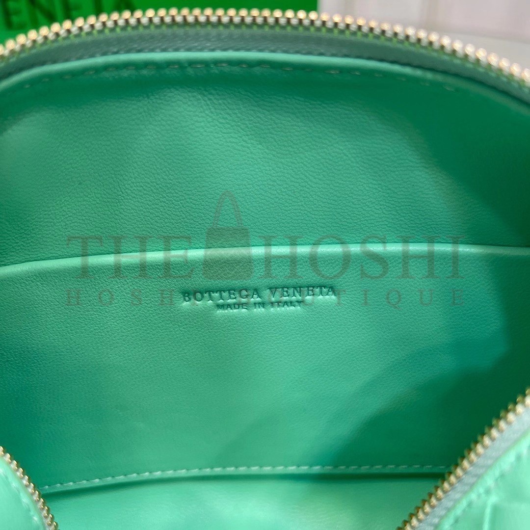 B0tt*ga Ven*ta Mini Loop Bag In Fountain Intrecciato Lambskin Master Quality