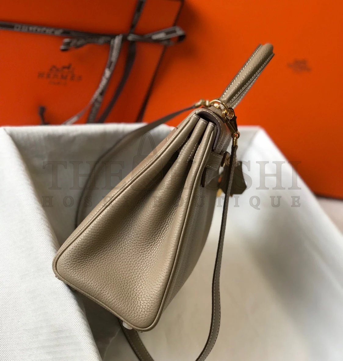 H**me5 Kelly 25cm Retourne Bag in Tourterelle Clemence Leather GHW Master Quality