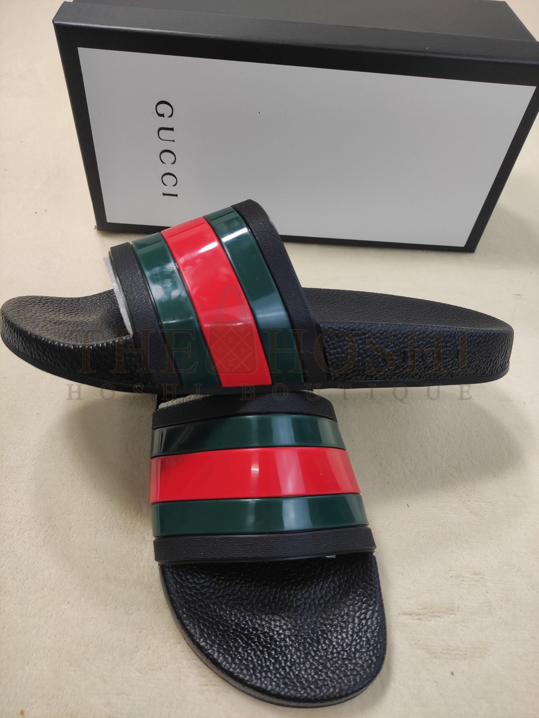 Gvc*1 Web Stripe Slides – Black Rubber Sandals with Red & Green Bands, Unisex Sizes Available Master Quality