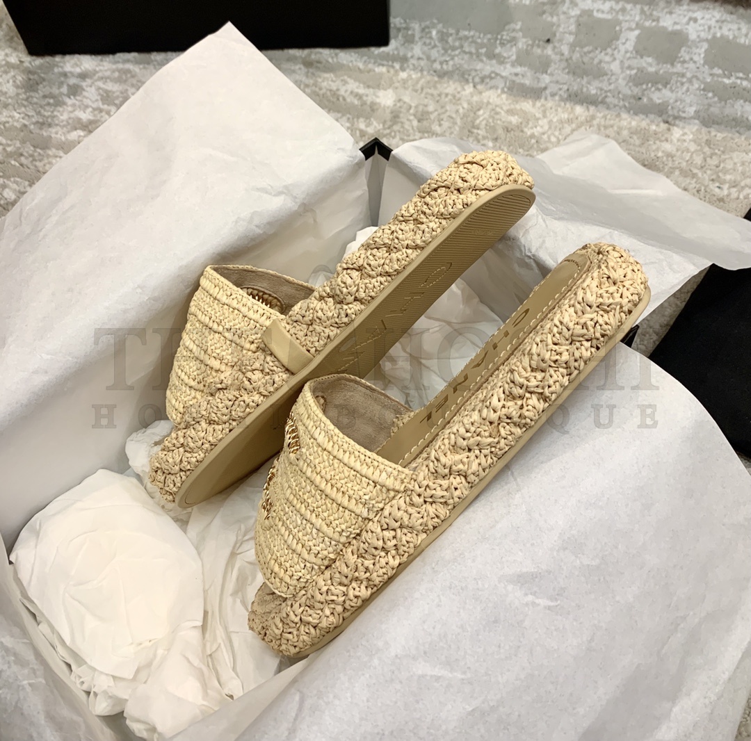 Ch**el CC Logo Woven Slippers 2cm Heel Master Quality