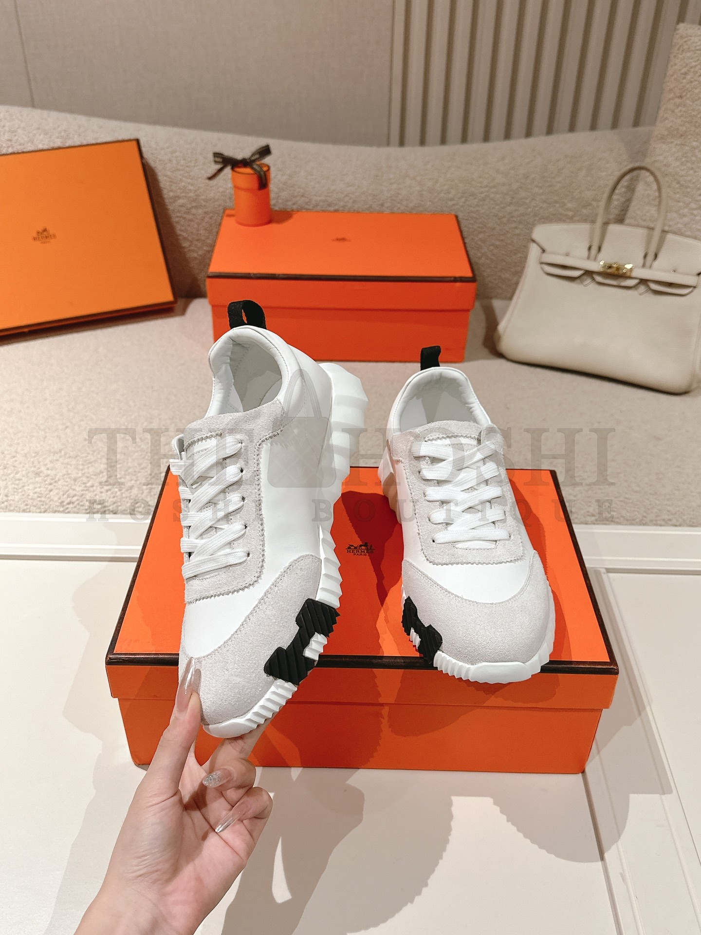 H**me5 Bouncing Sneakers In White Canvas Master Quality