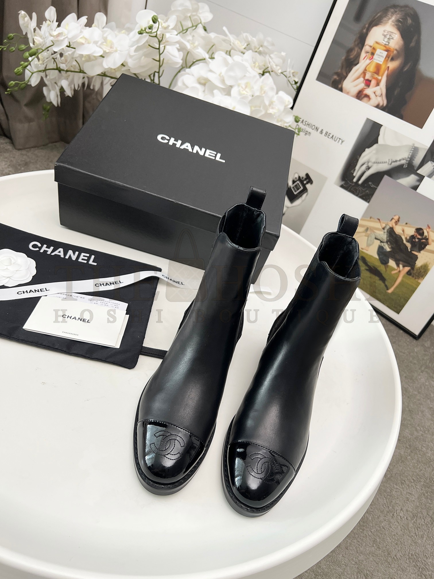 Ch**el 2025 Two-Tone Calfskin Leather Ankle Boots Beige Black 4cm Heel Master Quality