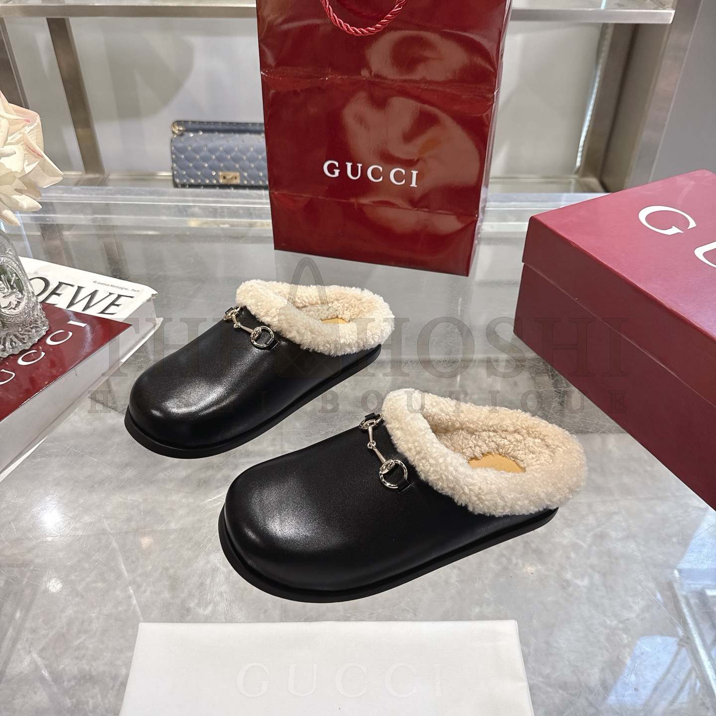 Gvc*1 Black Leather Horsebit-Detailed Shearling-Lined Mules Sandals Sizes 36-42 Master Quality