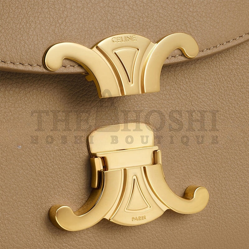 Ce1i*e TEEN NINO BAG IN S*pPLE GRAINED CALFSKIN 118113FXK.18AE (20.5*13*8cm) Master Quality