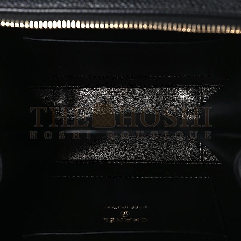 Ch**el CC FILIGREE VANITY CLUTCH WITH CHAIN BLACK A84452 (14*10*6cm) Master Quality