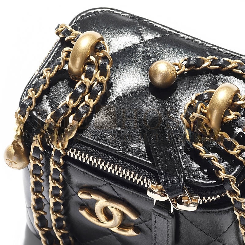 Ch**el SMALL VANITY WITH CHAIN SHINY CALFSKIN AP2292 (11*8.5*7cm) Master Quality