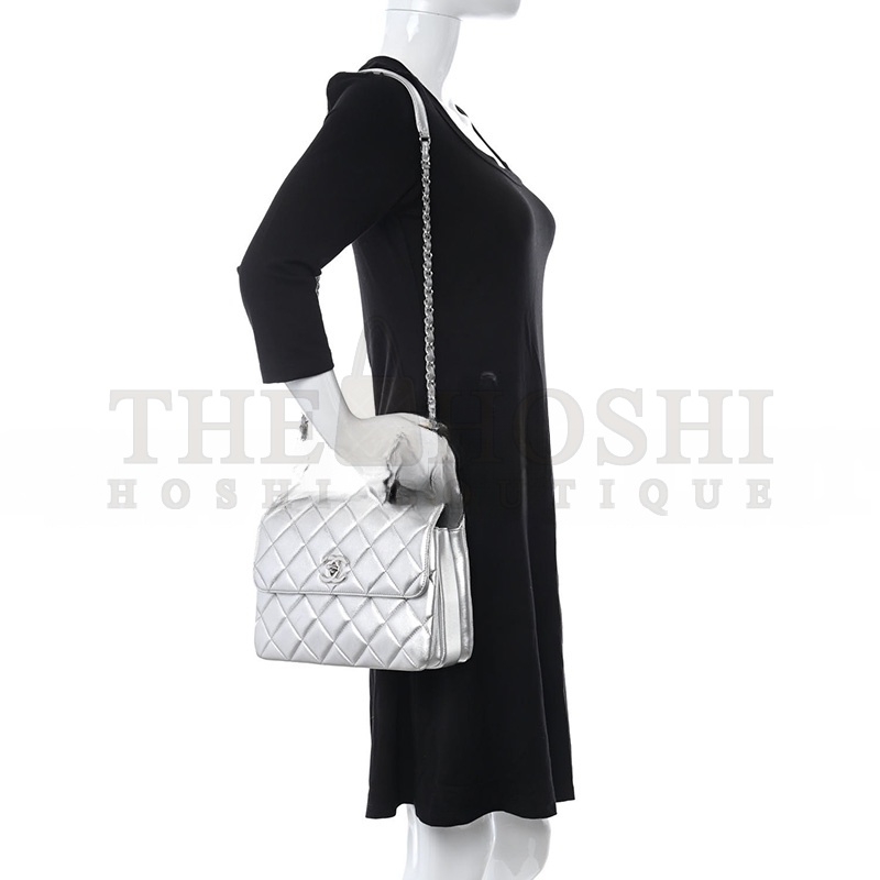 Ch**el METALLIC LAMBSKIN QUILTED SMALL TRENDY CC FLAP DUAL HANDLE BAG SILVER (25*17*9cm) Master Quality