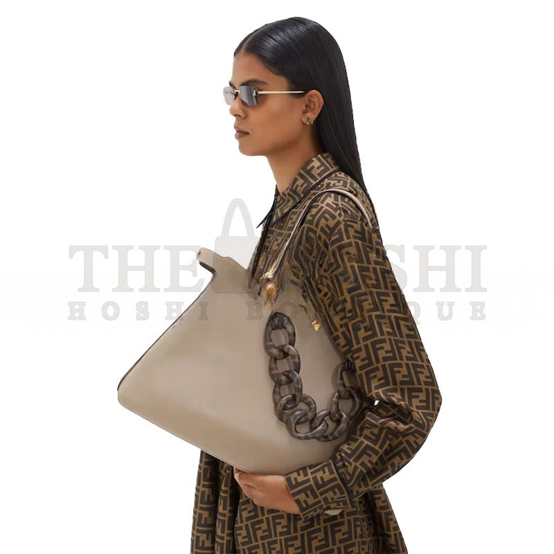 F**di PEEKABOO SOFT LARGE 8BN358AOVHF0E65 (40.5*28*13cm) Master Quality