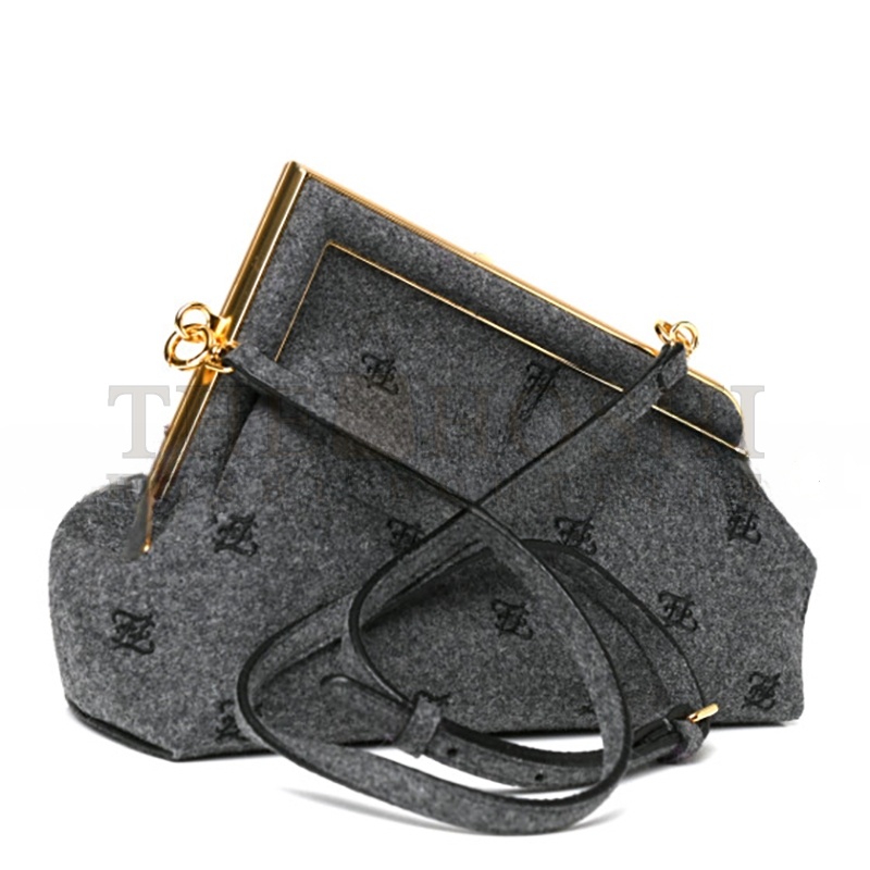 F**di FLANNEL KARLIGRAPHY EMBROIDERED SMALL F**di FIRST GREY (26*18*9.5cm) Master Quality