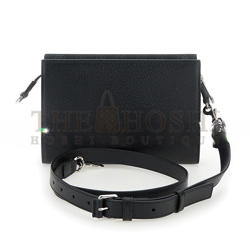 Gvc*1 S*pER MINI CROSSBODY BAG WITH LOGO PATCH 795438 (22*15*4.5cm) Master Quality