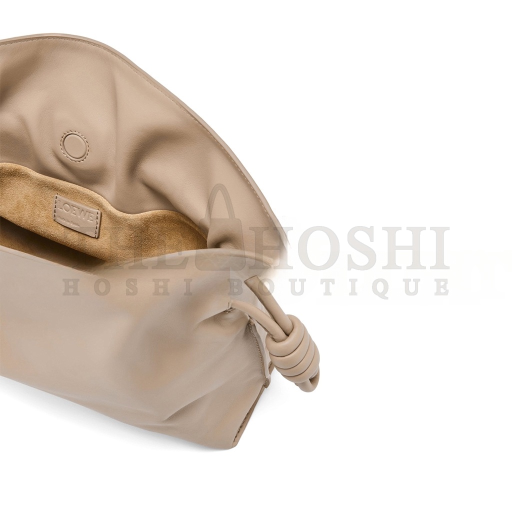 L0ew* MEDIUM FLAMENCO CLUTCH IN NAPPA CALFSKIN 0011190527 (30*24.5*10.5cm) Master Quality