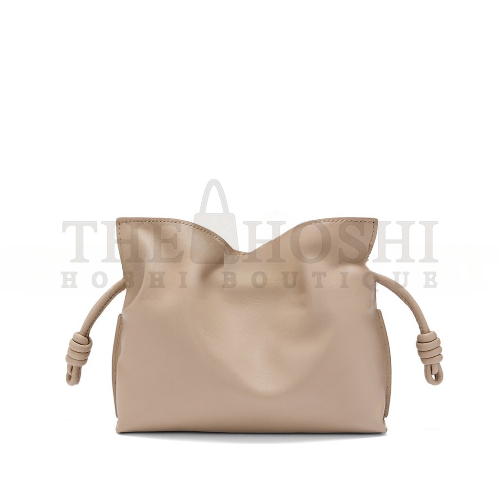 L0ew* MINI FLAMENCO CLUTCH IN NAPPA CALFSKIN 0011191020 (23.9*18*9cm) Master Quality