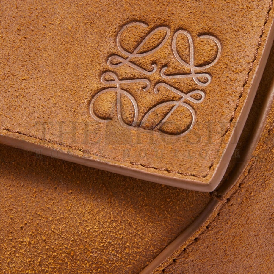 L0ew* LARGE PUZZLE BAG IN PRESSED SUEDE B510P00X03 (33*21.5*14.7cm) Master Quality