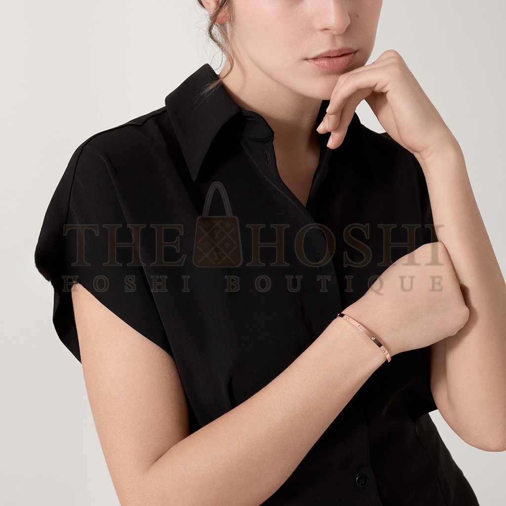 Ca*t1er LOVE BRACELET, SMALL MODEL, 10 D1am0ndS B6047917 Master Quality