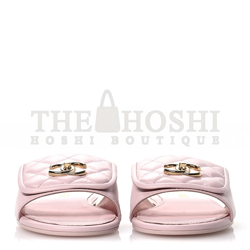 Ch**el LAMBSKIN QUILTED TURNLOCK FLAT MULES 1669317 Master Quality