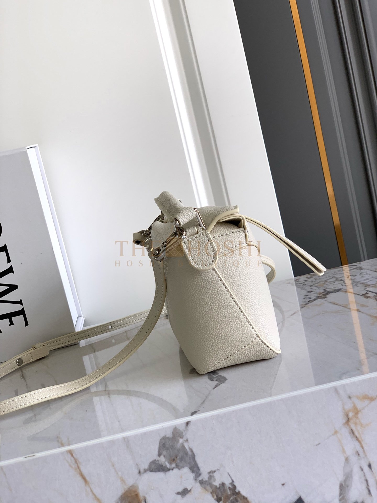 L0ew* LW Puzzle Mini 2.0 Calfskin Bag S062208 18×12.5×8 cm Cloud White